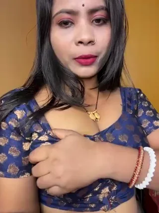 RedQQueen - stripchat