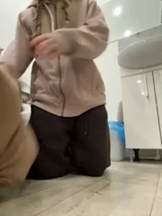 bambi_lu - stripchat