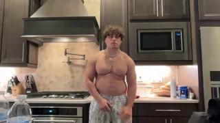 hungkingg22 - chaturbate