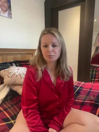 madamlillyrose - stripchat