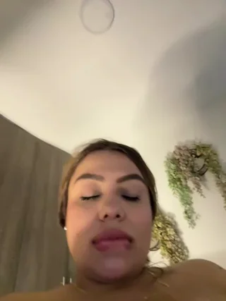 valeria2019hot - stripchat